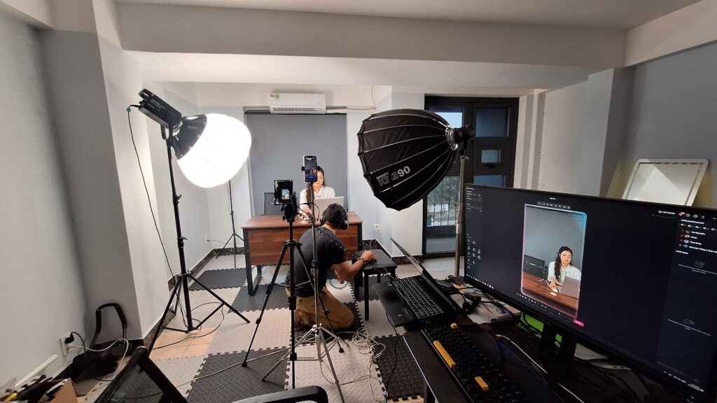 hien truong bap cai studio